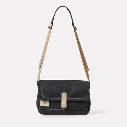 Piper Crossbody Bag in Black