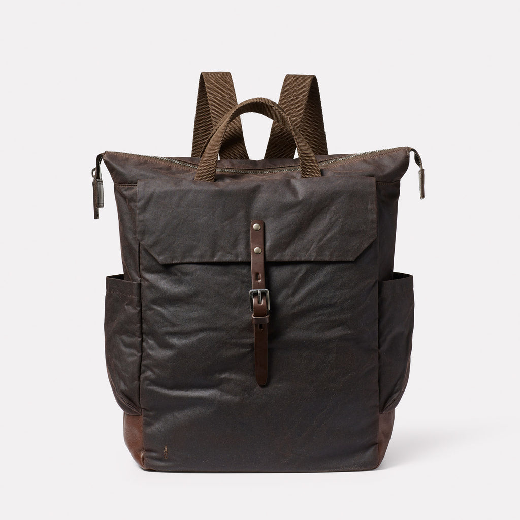 Fin Waxed Cotton Backpack in Bog