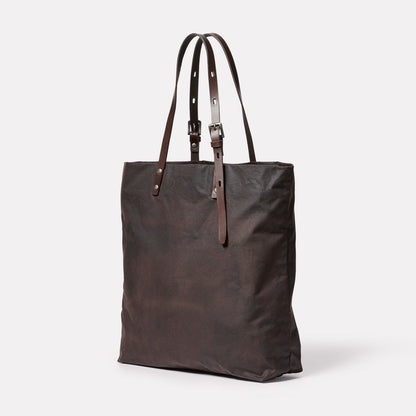 Natalie Waxed Cotton Tote in Bog