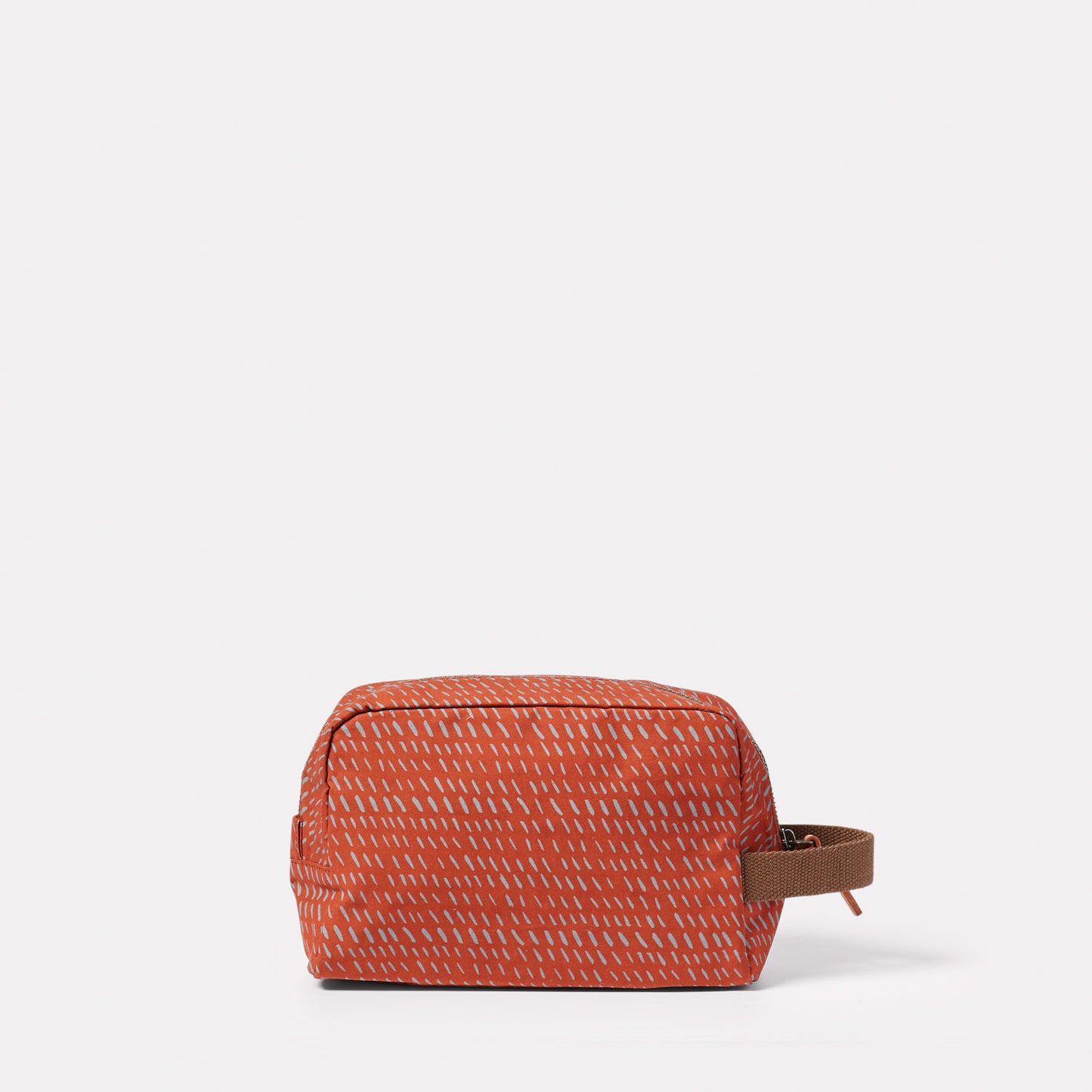 Simon Waxed Cotton Washbag in Dash Print