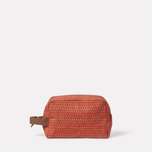 Simon Waxed Cotton Washbag in Dash Print