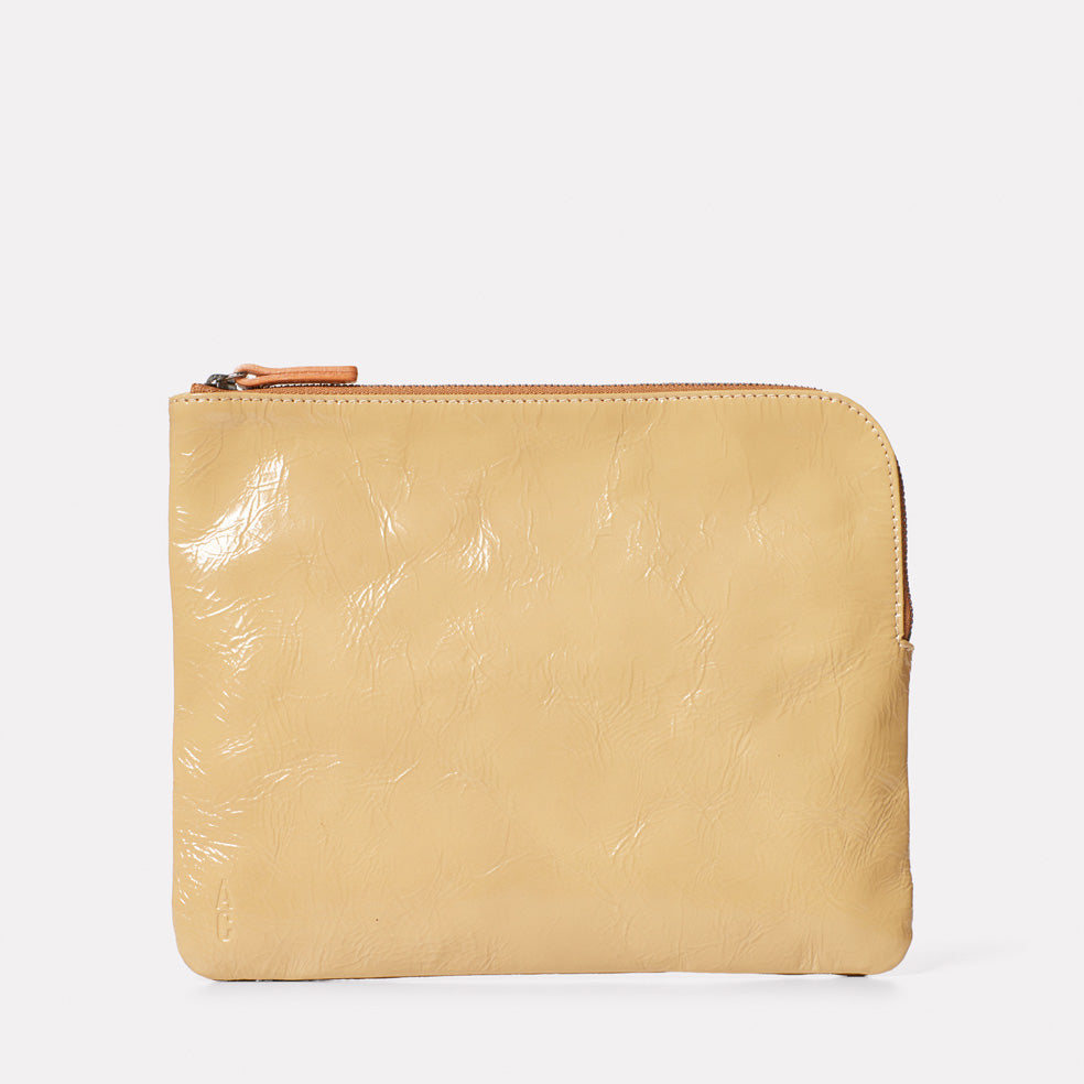 Beige hot sale leather purse